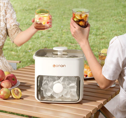 48-cube ice tray for cold drinks